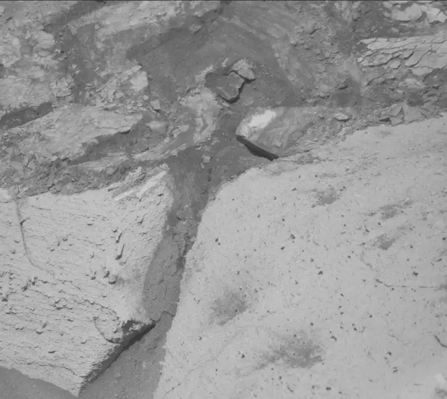 Sol 3805: Mast Camera (Mastcam)