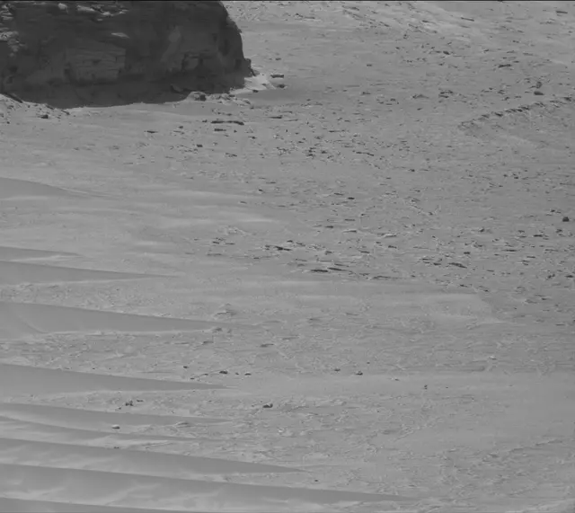 Sol 3807: Mast Camera (Mastcam)