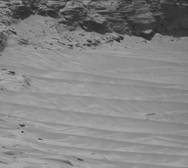 Sol 3807: Mast Camera (Mastcam)