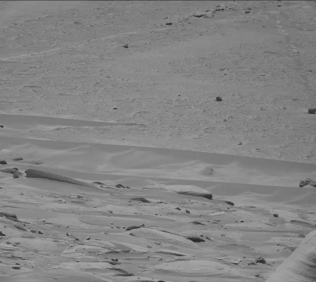 Sol 3807: Mast Camera (Mastcam)