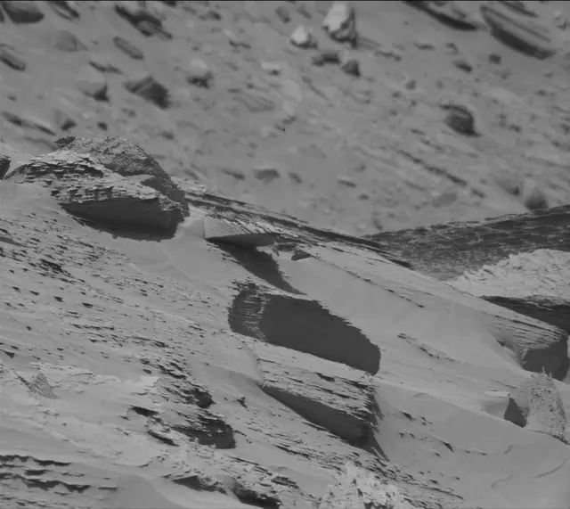 Sol 3807: Mast Camera (Mastcam)