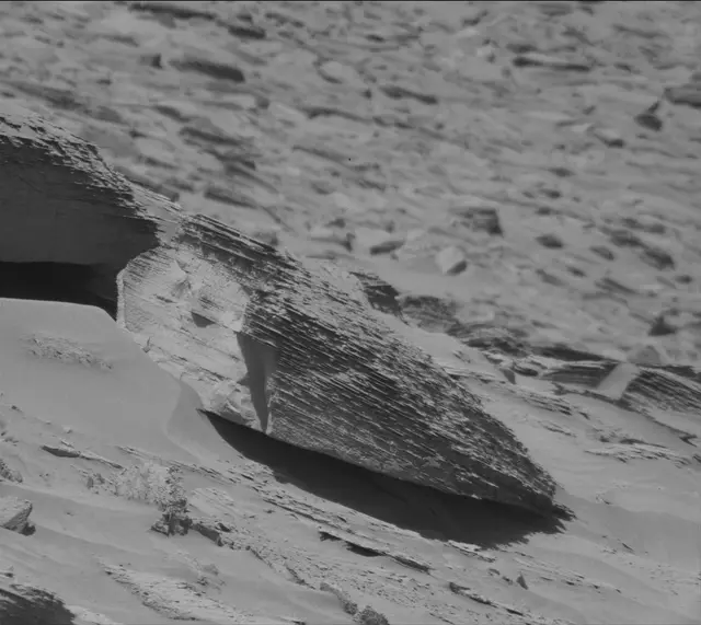Sol 3807: Mast Camera (Mastcam)