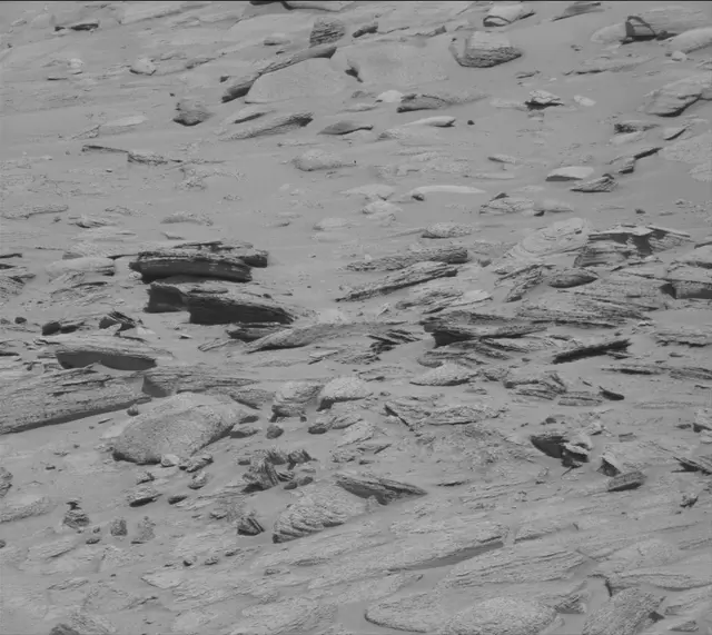 Sol 3807: Mast Camera (Mastcam)