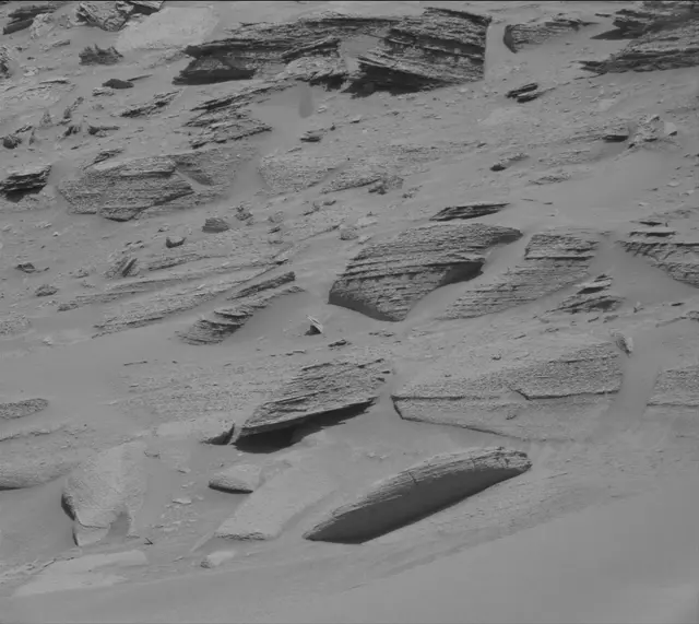 Sol 3807: Mast Camera (Mastcam)