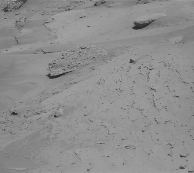 Sol 3807: Mast Camera (Mastcam)