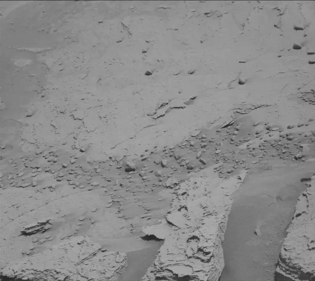 Sol 3807: Mast Camera (Mastcam)