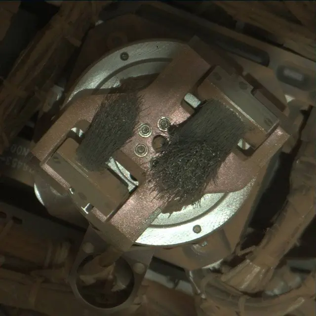 Sol 3807: Mast Camera (Mastcam)