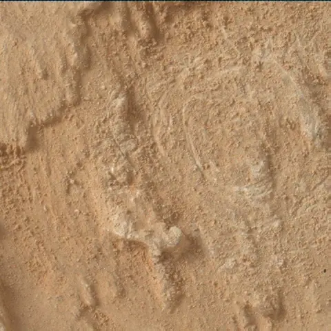 Sol 3807: Mars Hand Lens Imager (MAHLI)