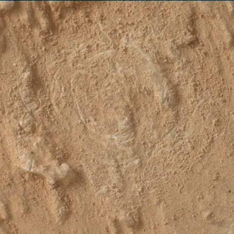 Sol 3807: Mars Hand Lens Imager (MAHLI)