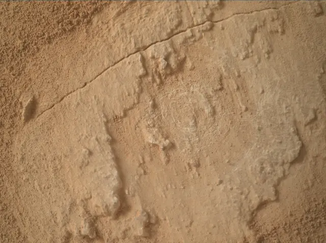 Sol 3807: Mars Hand Lens Imager (MAHLI)