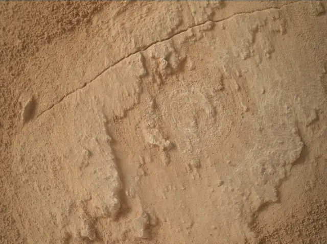 Sol 3807: Mars Hand Lens Imager (MAHLI)