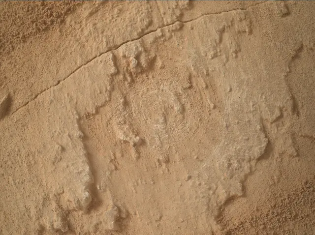Sol 3807: Mars Hand Lens Imager (MAHLI)