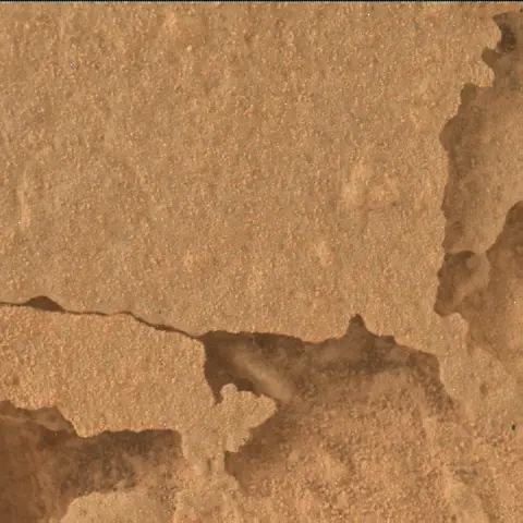 Sol 3807: Mars Hand Lens Imager (MAHLI)