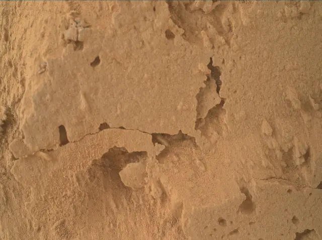 Sol 3807: Mars Hand Lens Imager (MAHLI)