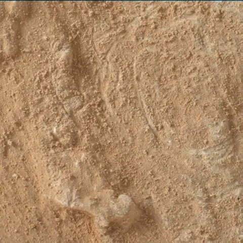 Sol 3807: Mars Hand Lens Imager (MAHLI)