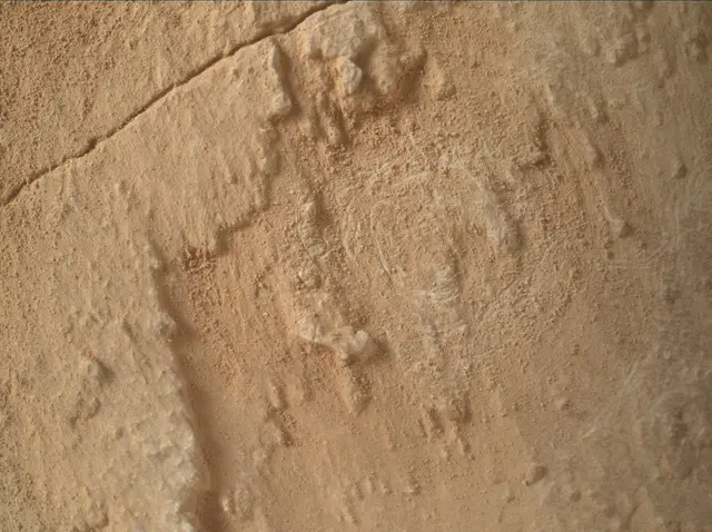 Sol 3807: Mars Hand Lens Imager (MAHLI)