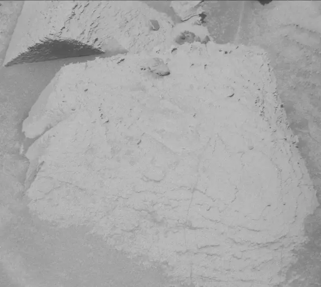Sol 3808: Mast Camera (Mastcam)