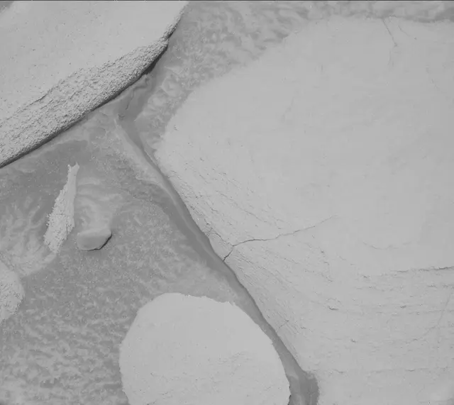 Sol 3810: Mast Camera (Mastcam)