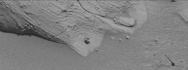 Sol 3810: Mast Camera (Mastcam)
