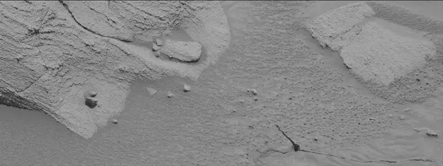 Sol 3810: Mast Camera (Mastcam)