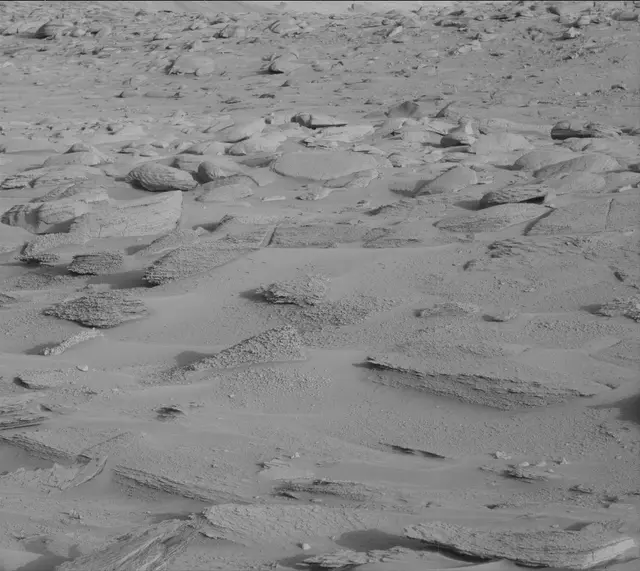 Sol 3810: Mast Camera (Mastcam)
