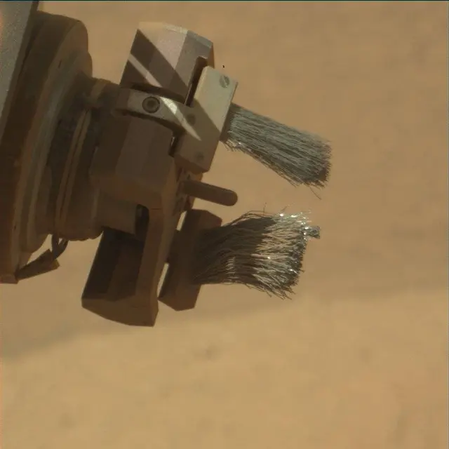 Sol 3810: Mast Camera (Mastcam)