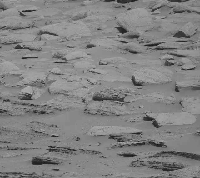 Sol 3810: Mast Camera (Mastcam)