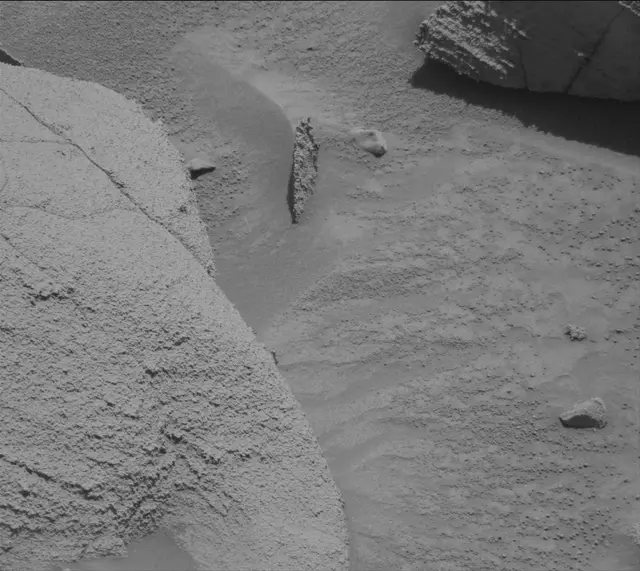 Sol 3810: Mast Camera (Mastcam)