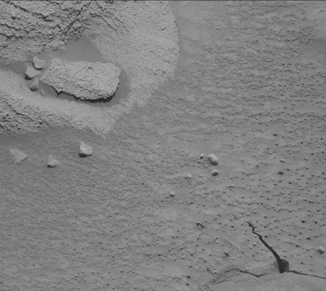 Sol 3810: Mast Camera (Mastcam)