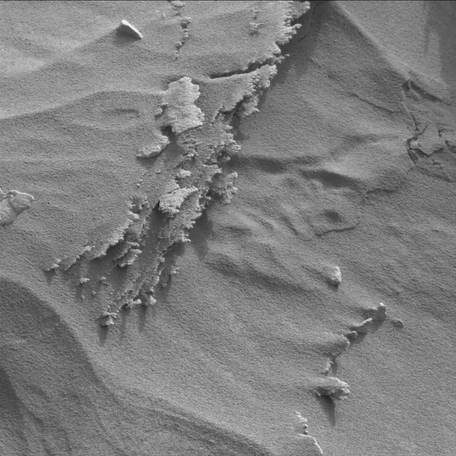 Sol 3810: Mast Camera (Mastcam)