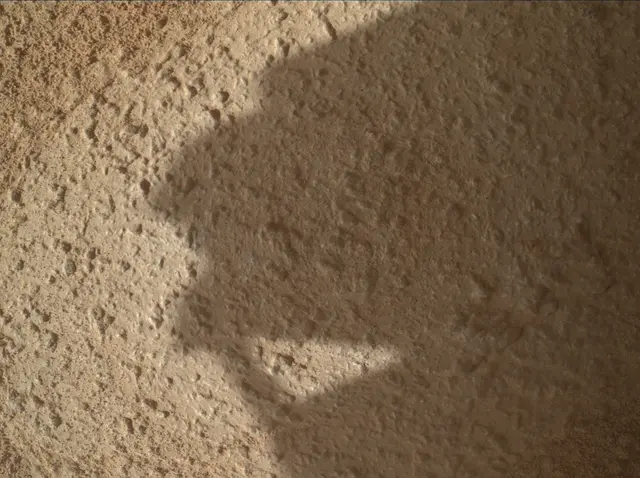 Sol 3810: Mars Hand Lens Imager (MAHLI)
