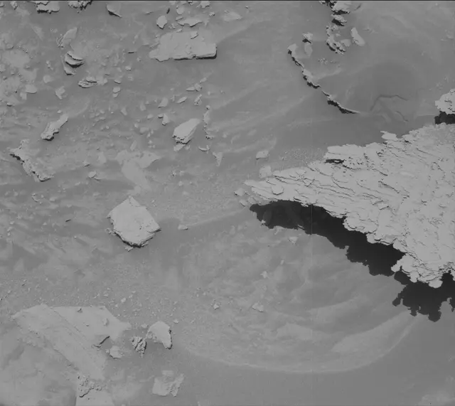Sol 3812: Mast Camera (Mastcam)