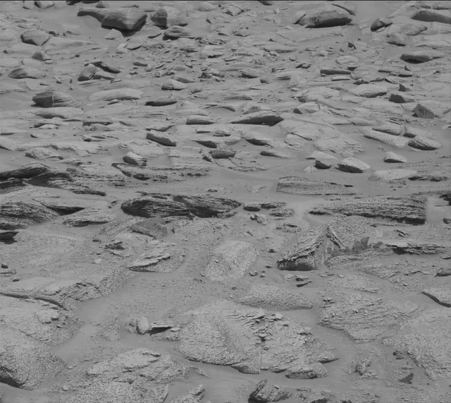 Sol 3812: Mast Camera (Mastcam)