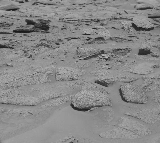 Sol 3812: Mast Camera (Mastcam)