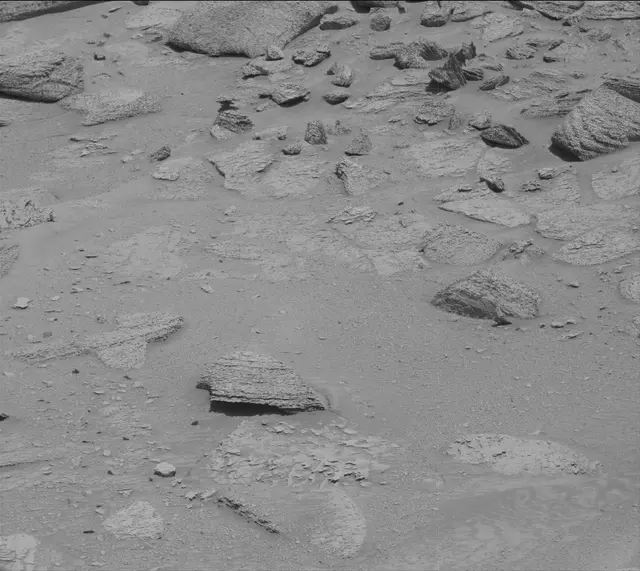 Sol 3812: Mast Camera (Mastcam)