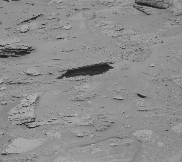 Sol 3812: Mast Camera (Mastcam)