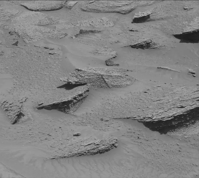 Sol 3812: Mast Camera (Mastcam)