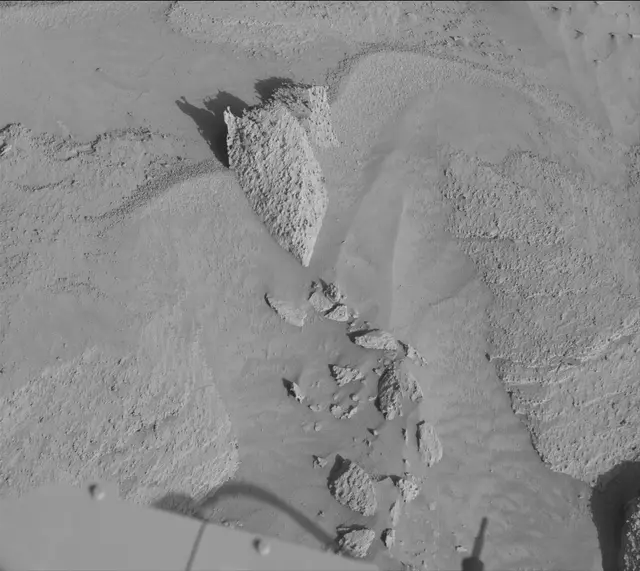 Sol 3812: Mast Camera (Mastcam)