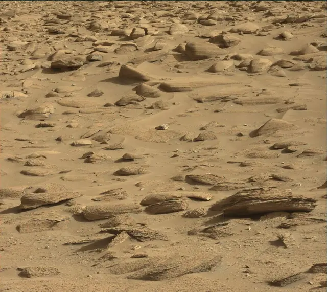 Sol 3812: Mast Camera (Mastcam)