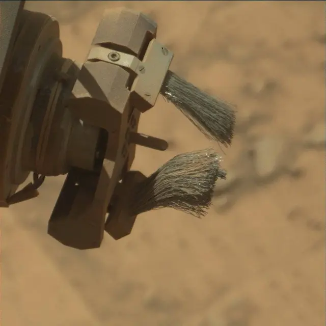 Sol 3812: Mast Camera (Mastcam)