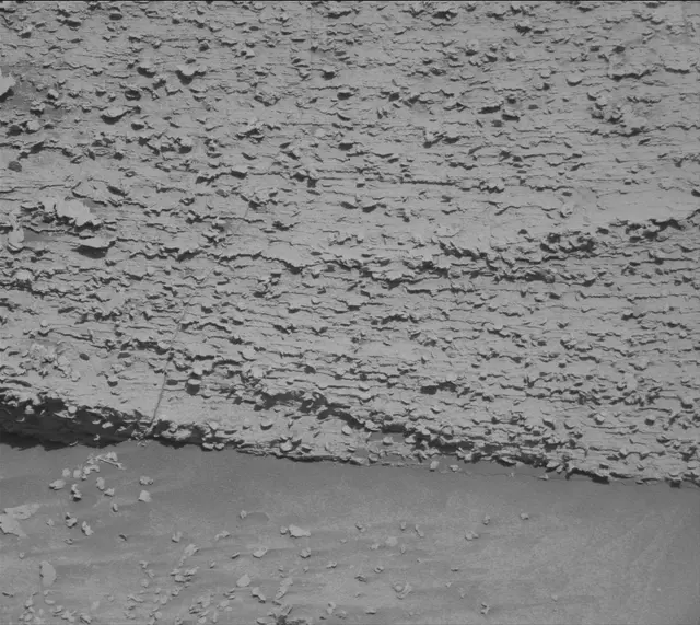 Sol 3812: Mast Camera (Mastcam)
