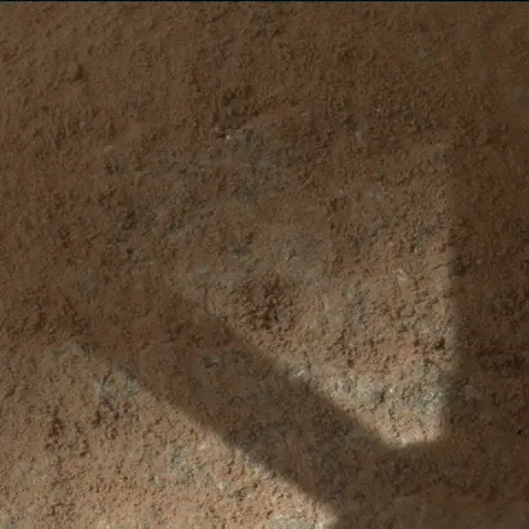 Sol 3812: Mars Hand Lens Imager (MAHLI)
