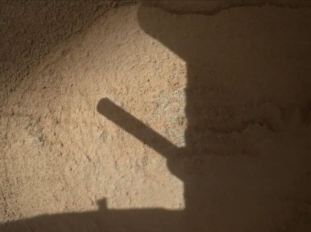 Sol 3812: Mars Hand Lens Imager (MAHLI)
