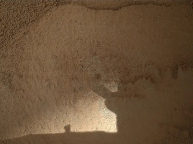 Sol 3812: Mars Hand Lens Imager (MAHLI)