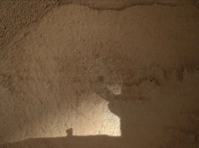 Sol 3812: Mars Hand Lens Imager (MAHLI)