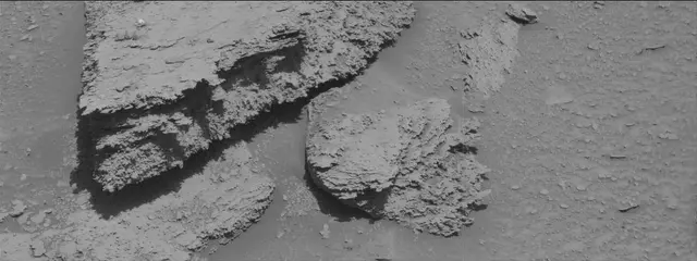 Sol 3814: Mast Camera (Mastcam)