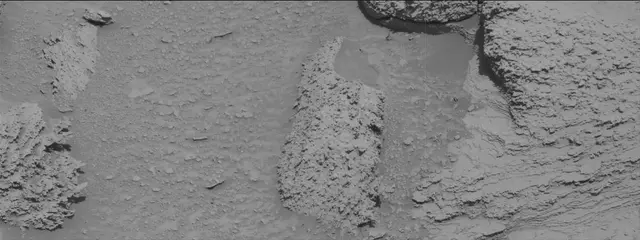 Sol 3814: Mast Camera (Mastcam)