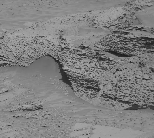 Sol 3814: Mast Camera (Mastcam)