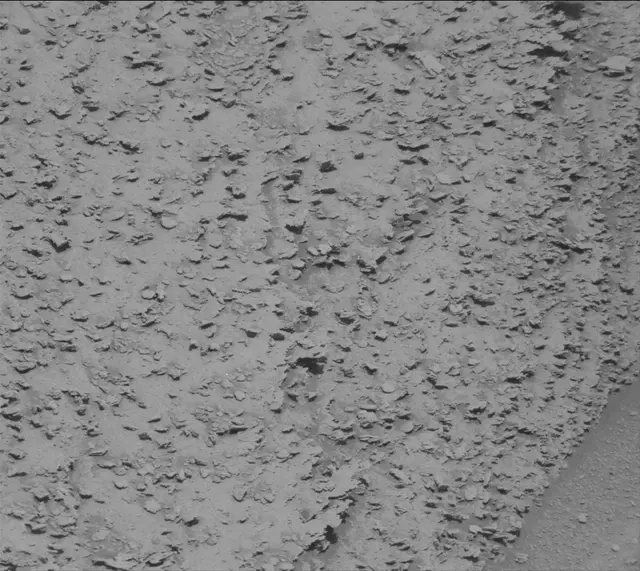 Sol 3814: Mast Camera (Mastcam)