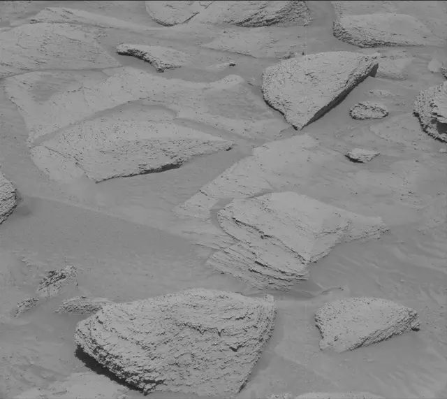 Sol 3815: Mast Camera (Mastcam)